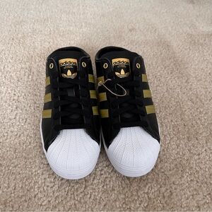 NWOT Women’s Adidas Superstar Slip-On Shoes!